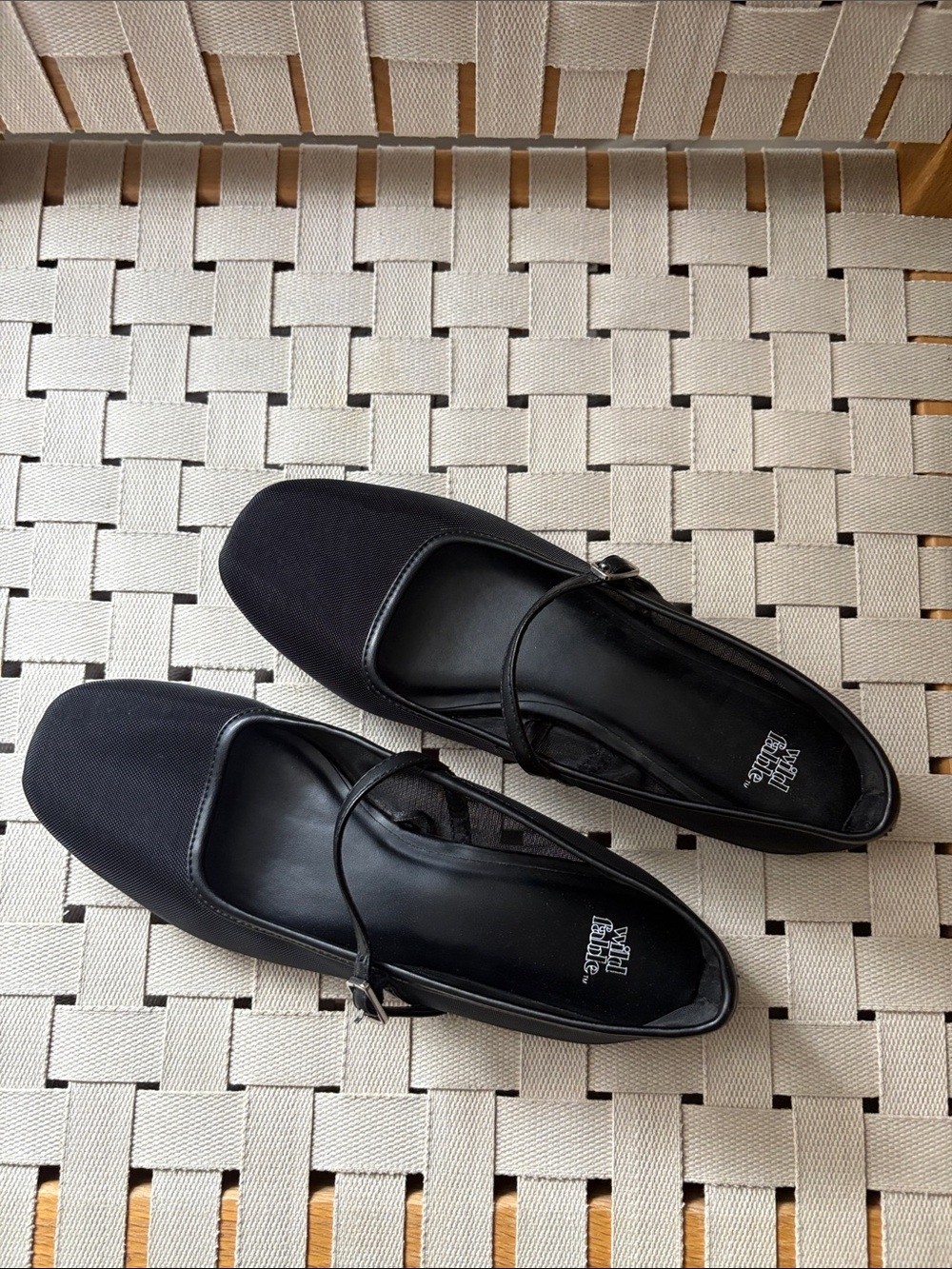 Black Mesh Mary Jane Flats women’s size 7 - Picture 6 of 7